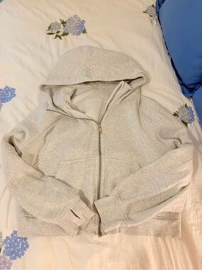 lululemon athletica Heather Light Gray Zip-Up Hooded Jacket